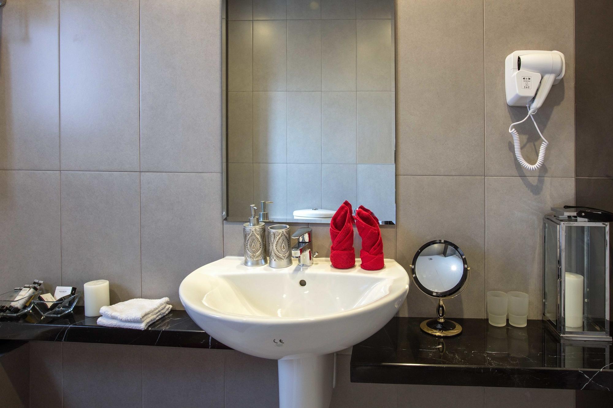Loumage Suites And Spa Манама Екстериор снимка