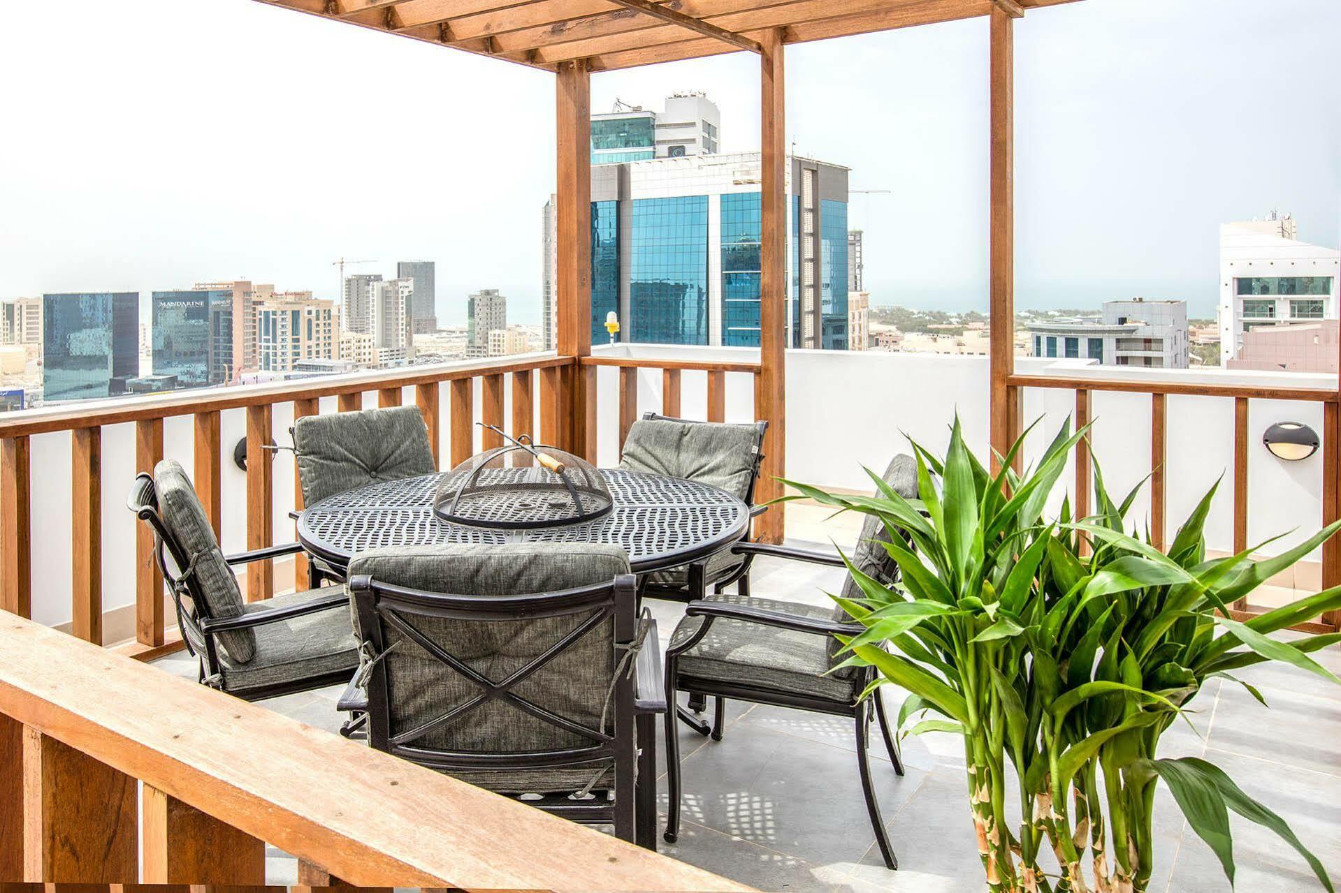 Loumage Suites And Spa Манама Екстериор снимка